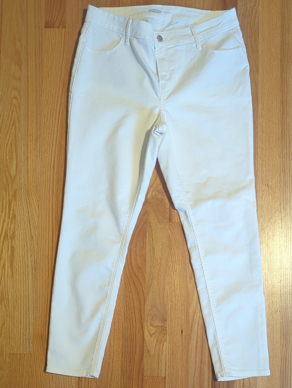 Old Navy White Women's Skinny Jeans